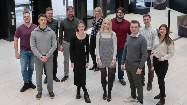 Funbit ansatte i fojaéen i Media City Bergen